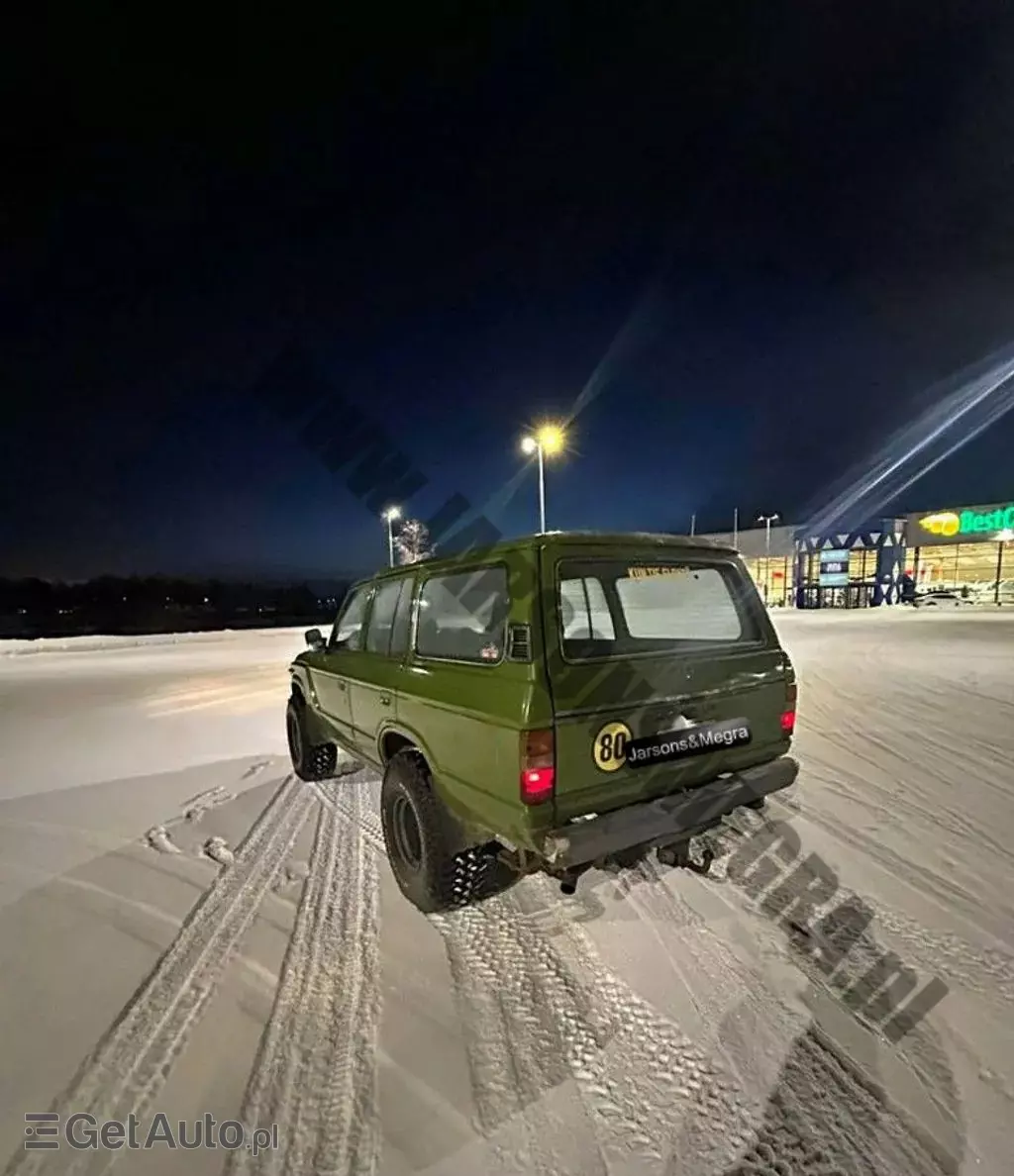 TOYOTA Land Cruiser 