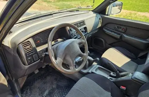 MITSUBISHI L 200 