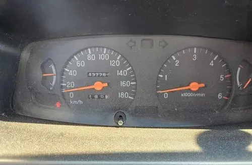 MITSUBISHI L 200 