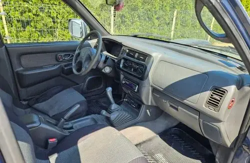 MITSUBISHI L 200 