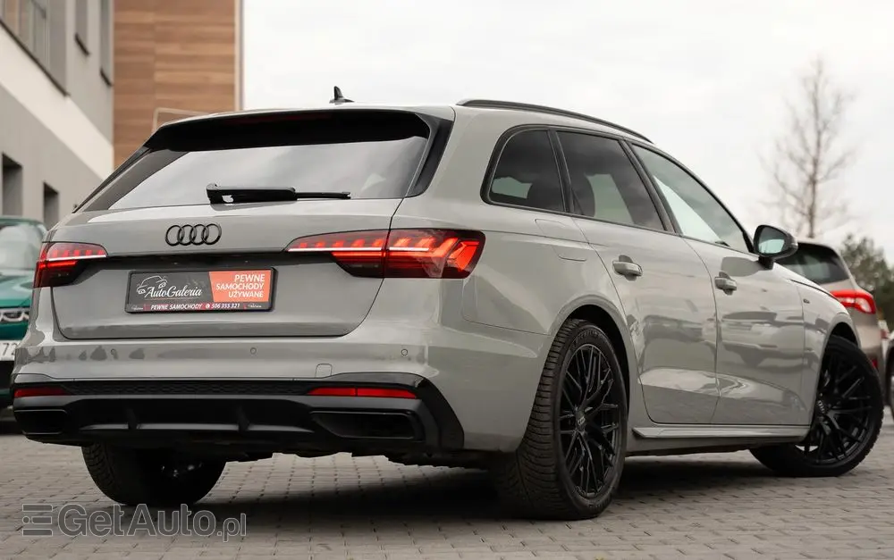 AUDI A4 Avant 35 TFSI S tronic S line