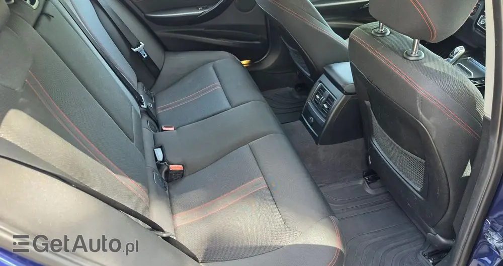 BMW Seria 3 320i xDrive Sport Line Shadow sport