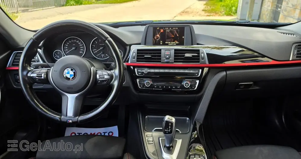 BMW Seria 3 320i xDrive Sport Line Shadow sport