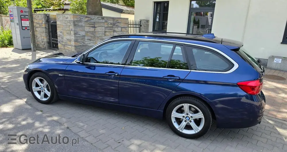 BMW Seria 3 320i xDrive Sport Line Shadow sport
