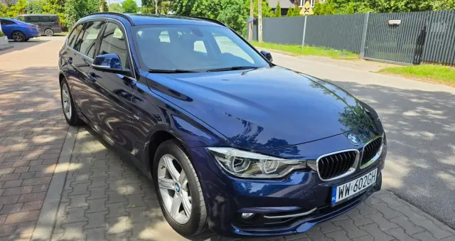 BMW Seria 3 320i xDrive Sport Line Shadow sport