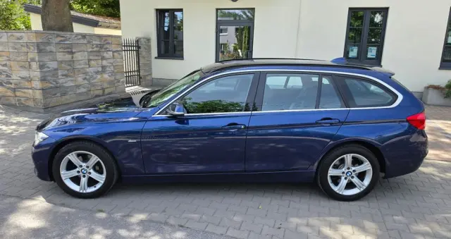 BMW Seria 3 320i xDrive Sport Line Shadow sport