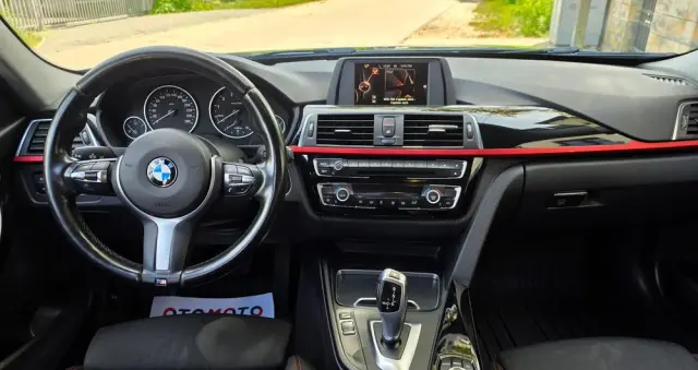 BMW Seria 3 320i xDrive Sport Line Shadow sport