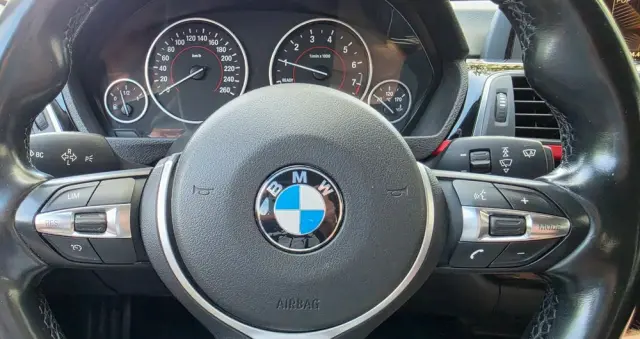 BMW Seria 3 320i xDrive Sport Line Shadow sport