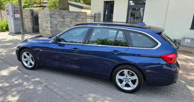 BMW Seria 3 320i xDrive Sport Line Shadow sport