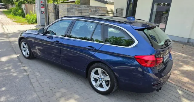 BMW Seria 3 320i xDrive Sport Line Shadow sport