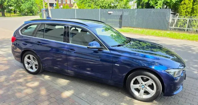 BMW Seria 3 320i xDrive Sport Line Shadow sport