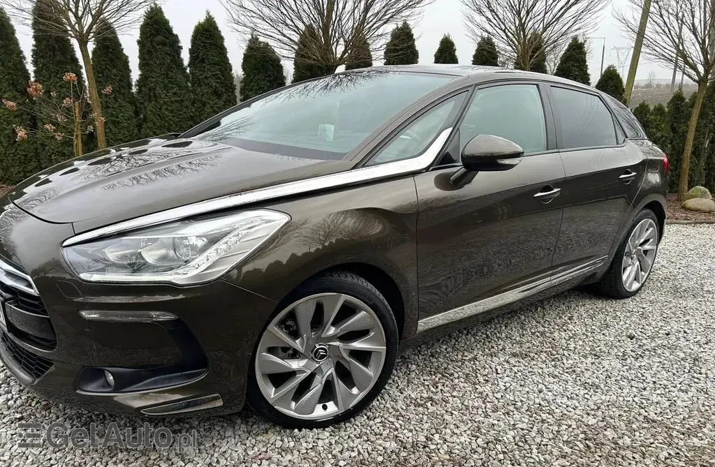 CITROEN DS5 