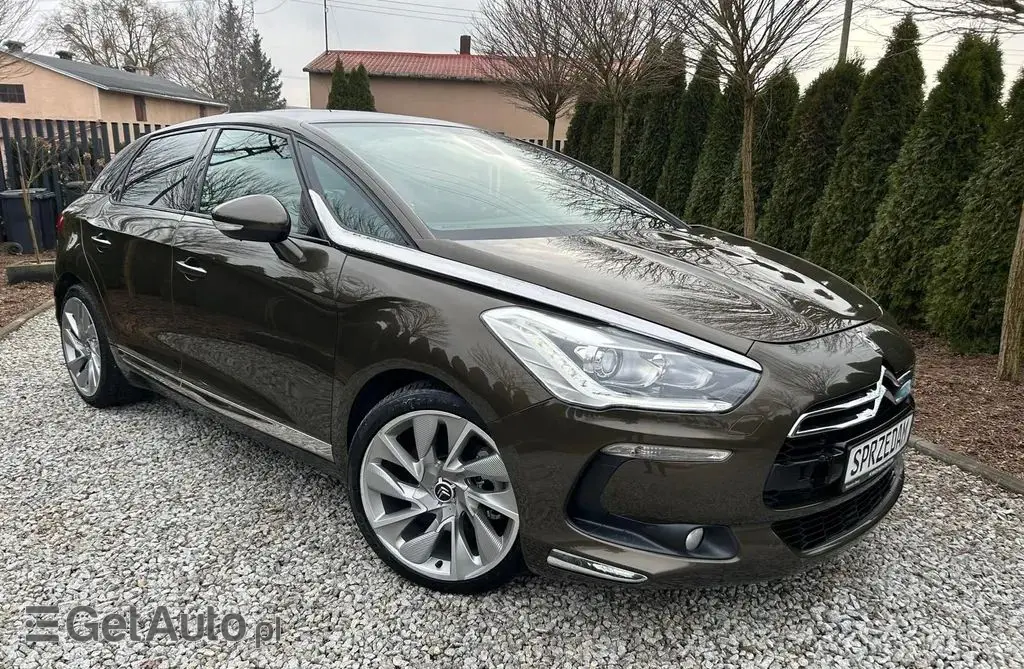 CITROEN DS5 