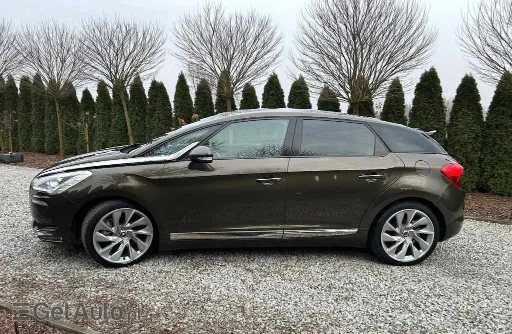 CITROEN DS5 