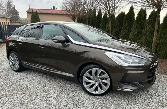 CITROEN DS5 