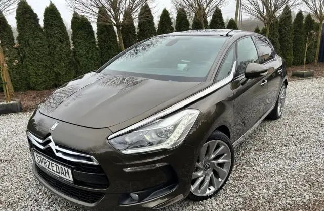 CITROEN DS5 