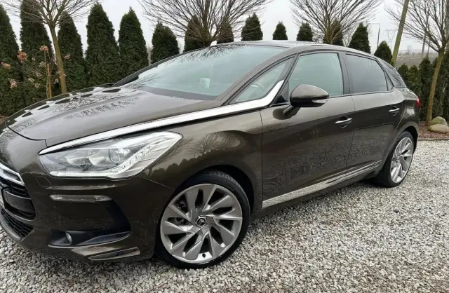CITROEN DS5 