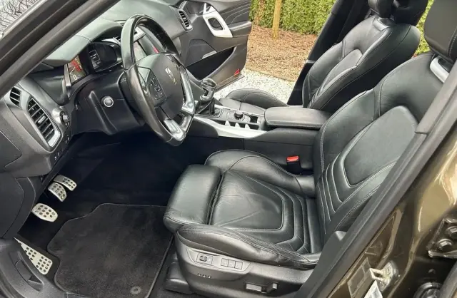 CITROEN DS5 