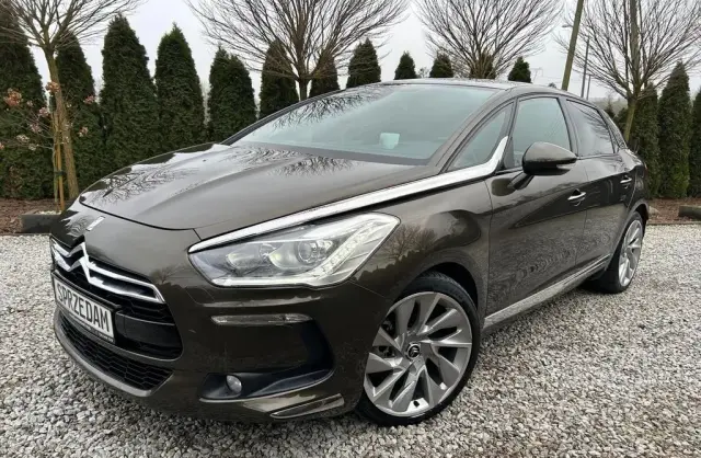 CITROEN DS5 