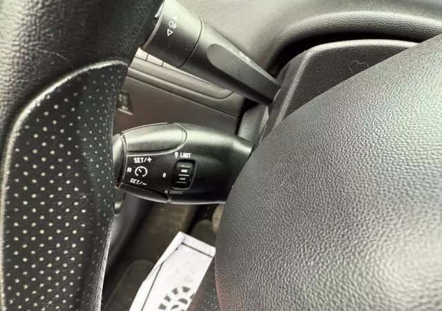 PEUGEOT 208 1.0 PureTech Access