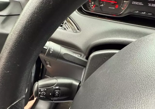 PEUGEOT 208 1.0 PureTech Access