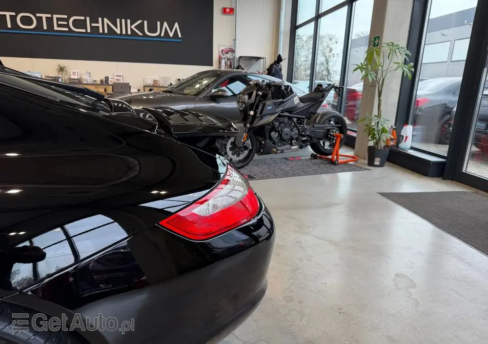PORSCHE 911 Carrera S
