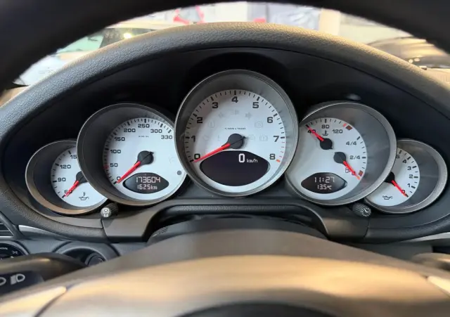 PORSCHE 911 Carrera S