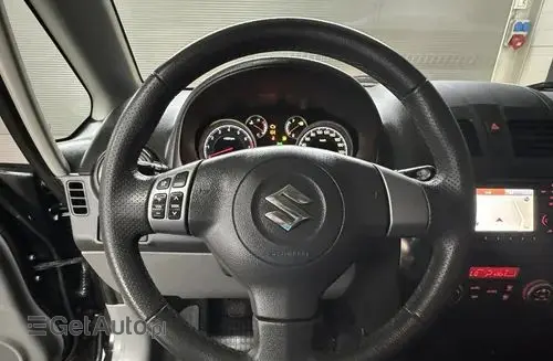 SUZUKI SX4 