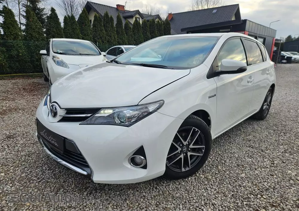 TOYOTA Auris 1.8 VVT-i Hybrid Automatik Edition