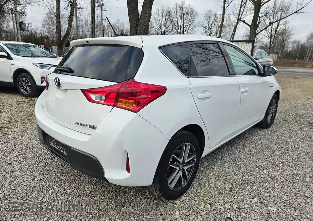 TOYOTA Auris 1.8 VVT-i Hybrid Automatik Edition