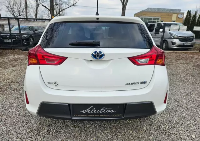 TOYOTA Auris 1.8 VVT-i Hybrid Automatik Edition