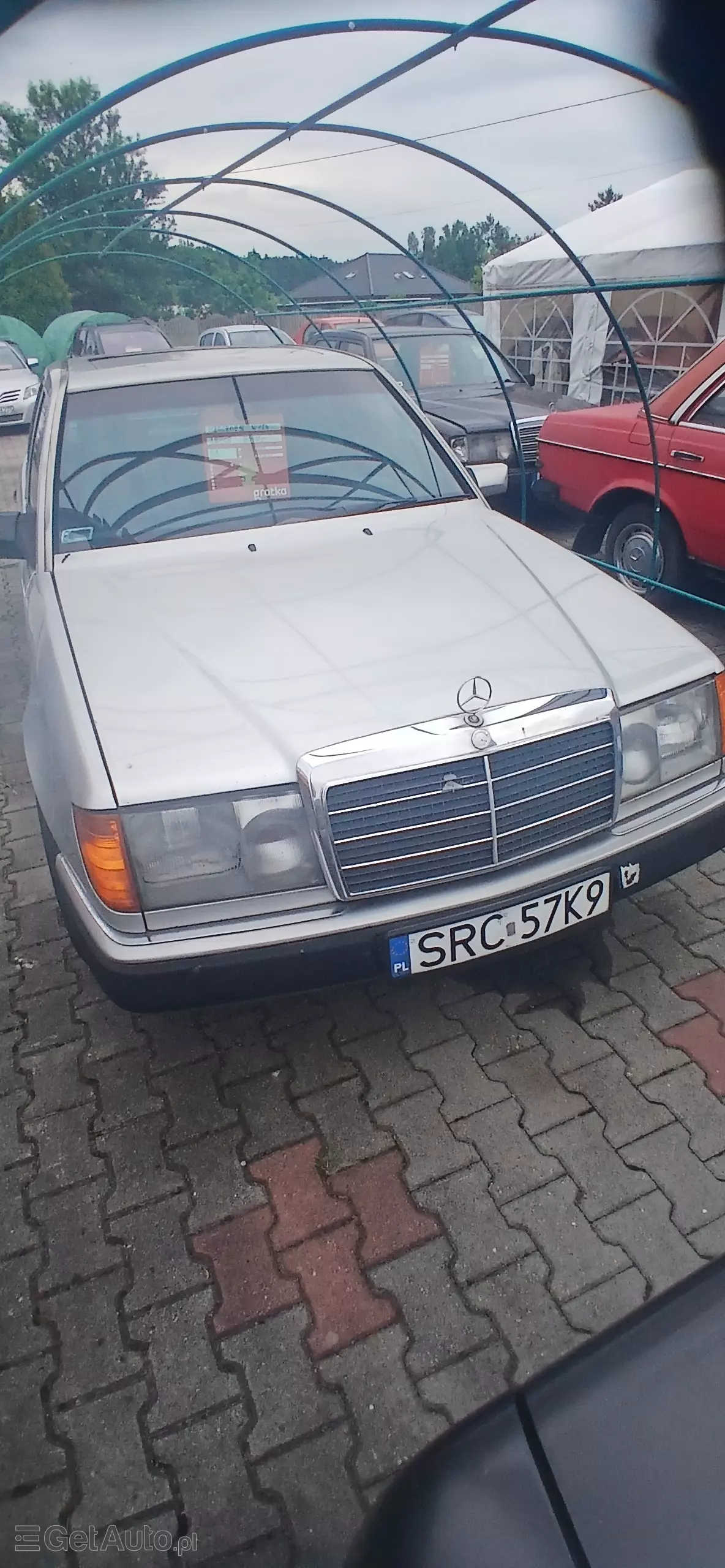 MERCEDES-BENZ 250D 