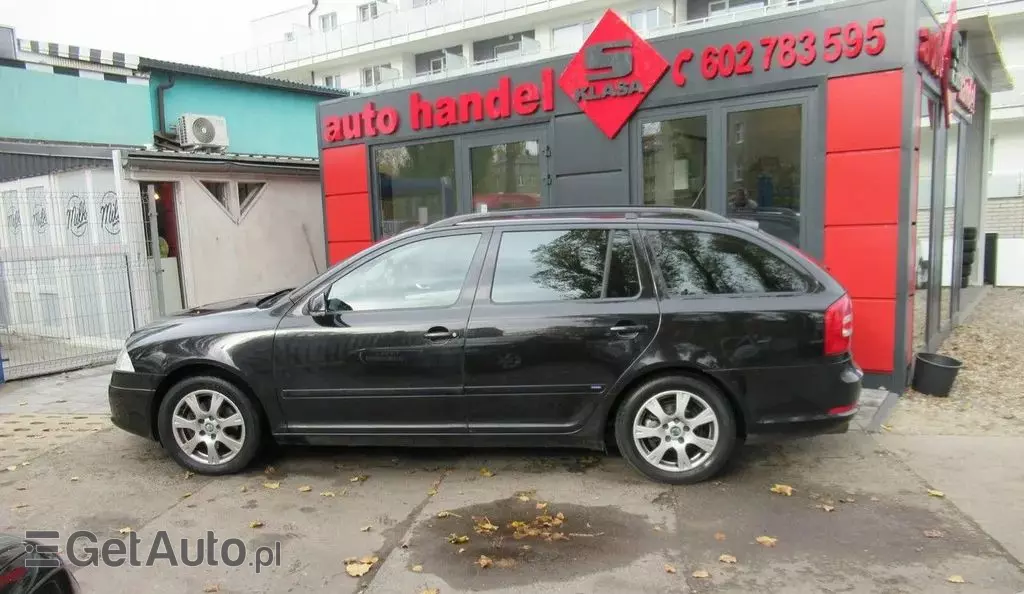 SKODA Octavia 