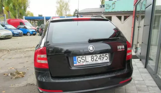 SKODA Octavia 