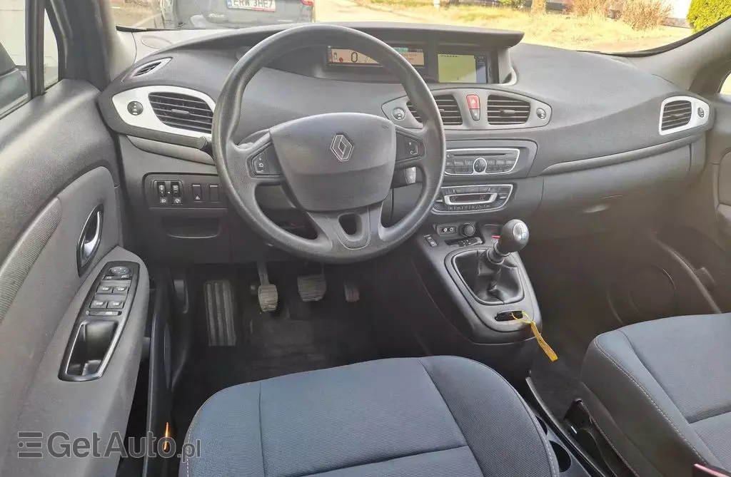 RENAULT Scenic 