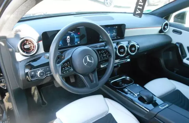 MERCEDES-BENZ Klasa A 