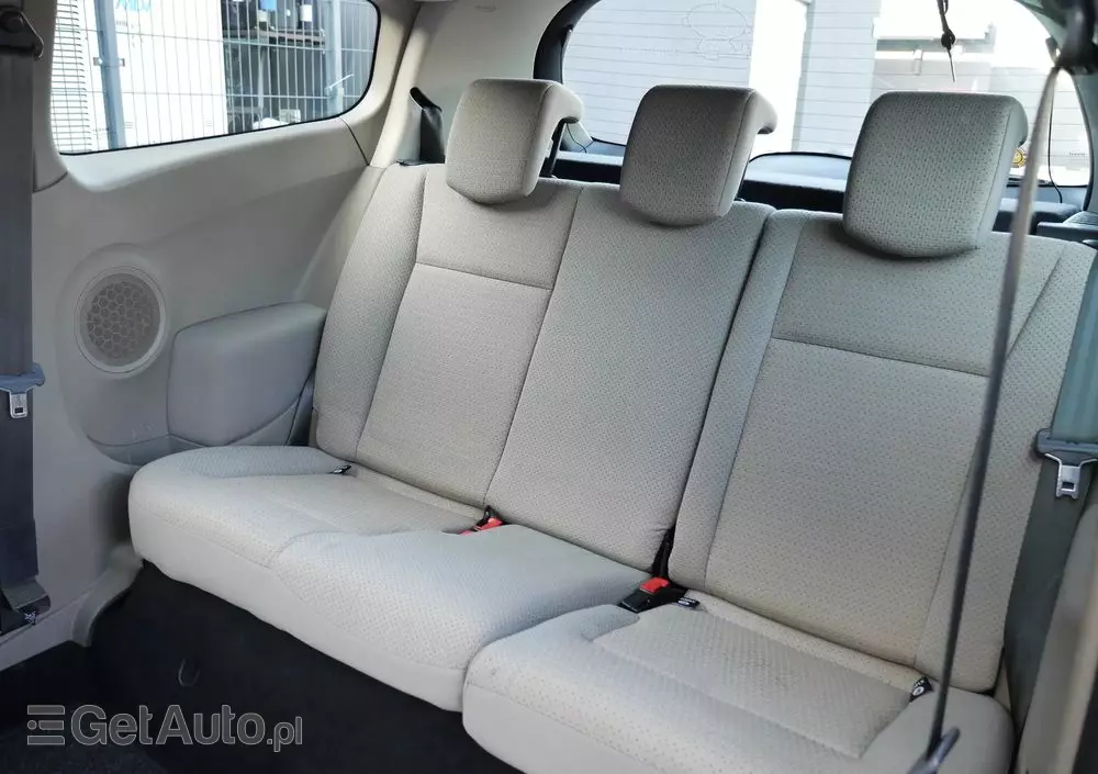 RENAULT Clio 1.4 16V Confort Dynamique