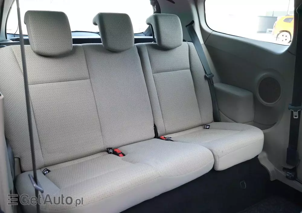 RENAULT Clio 1.4 16V Confort Dynamique