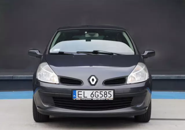 RENAULT Clio 1.4 16V Confort Dynamique