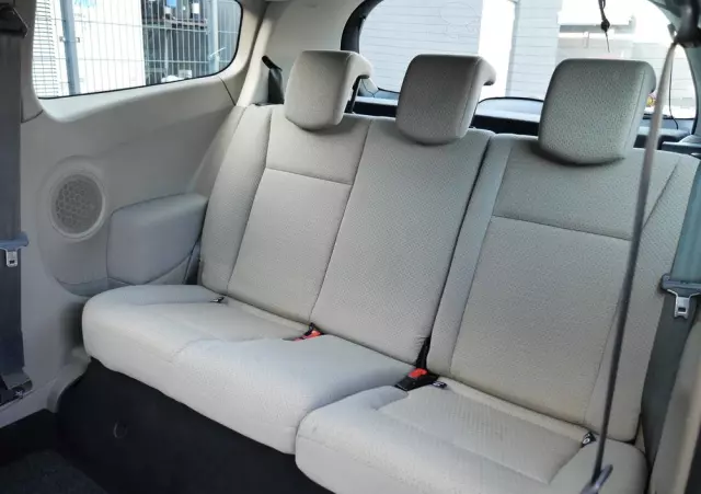 RENAULT Clio 1.4 16V Confort Dynamique