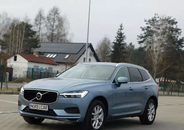 VOLVO XC 60 D3 Momentum Pro