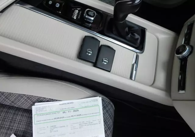 VOLVO XC 60 D3 Momentum Pro