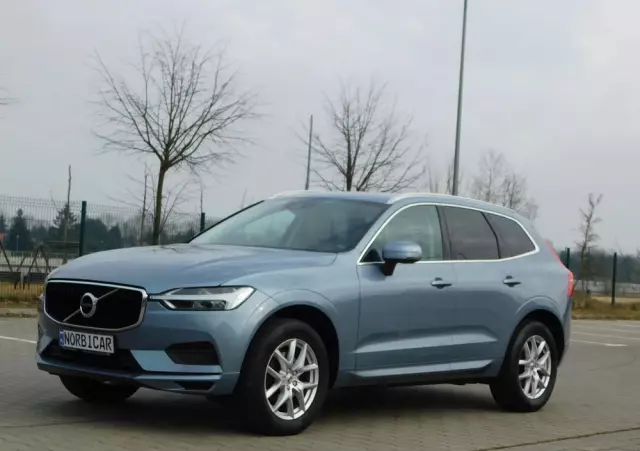 VOLVO XC 60 D3 Momentum Pro