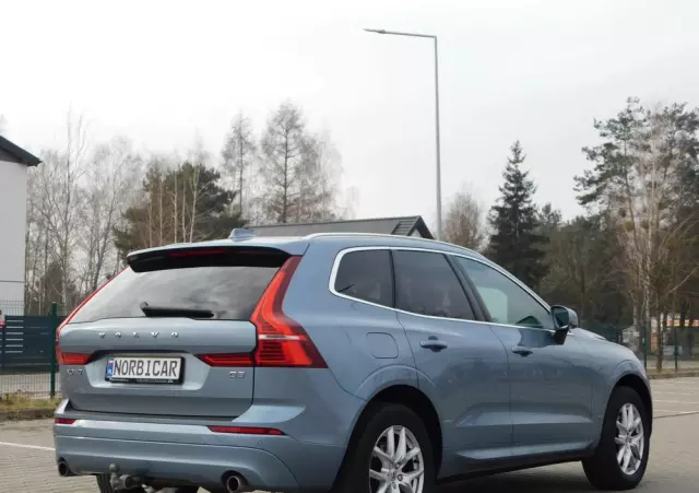 VOLVO XC 60 D3 Momentum Pro