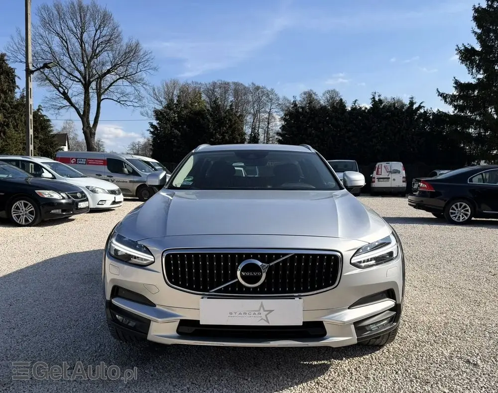 VOLVO V90 Cross Country D5 AWD Pro