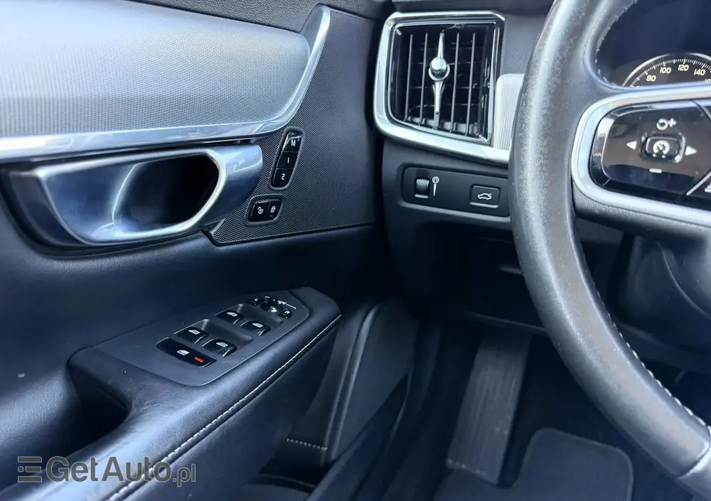 VOLVO V90 Cross Country D5 AWD Pro