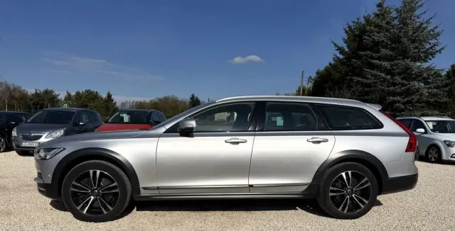 VOLVO V90 Cross Country D5 AWD Pro