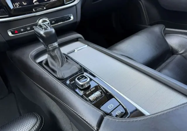 VOLVO V90 Cross Country D5 AWD Pro
