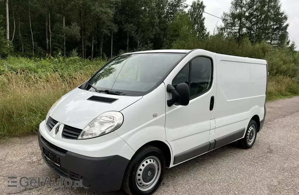 RENAULT Trafic 