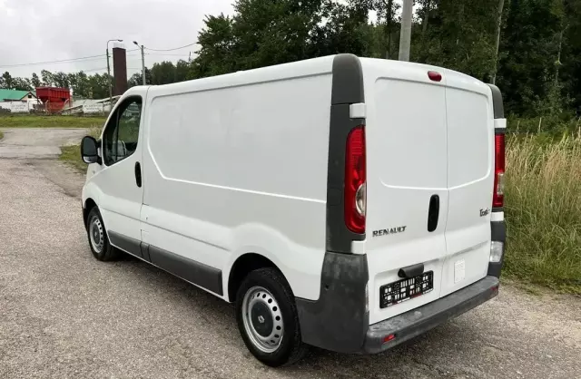 RENAULT Trafic 